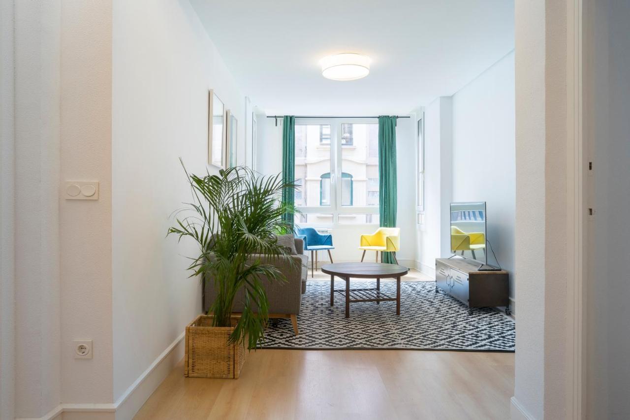 Usandizaga Apartment, Second Line Beach, Free Parking سان سيباستيان المظهر الخارجي الصورة